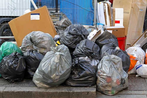 Sorting recyclable materials